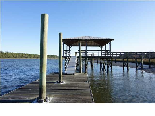 2870 Jesse Qualls Dr, Johns Island, SC 29455