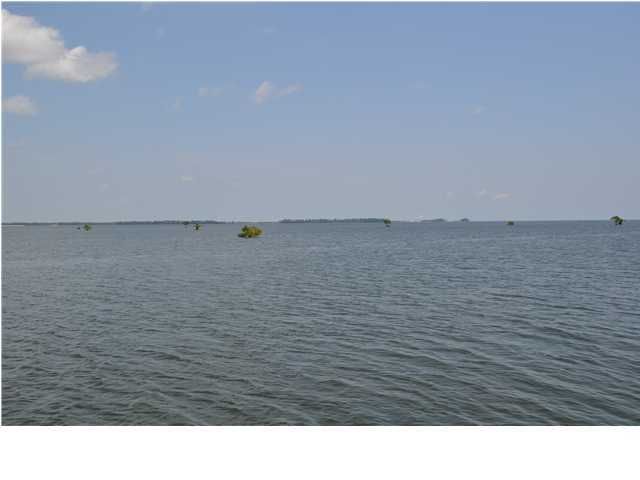 324 Moultrie Passage Ln, Moncks Corner, SC 29461