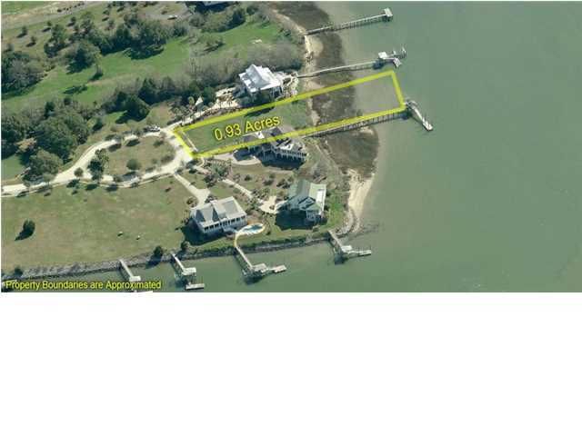 643 Thomas Pinckney Ct, Mcclellanville, SC 29458