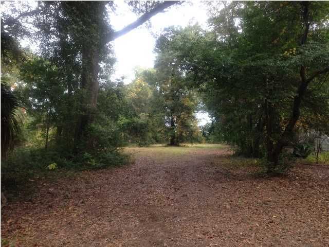 2964 Roseville Rd, Wadmalaw Island, SC 29487
