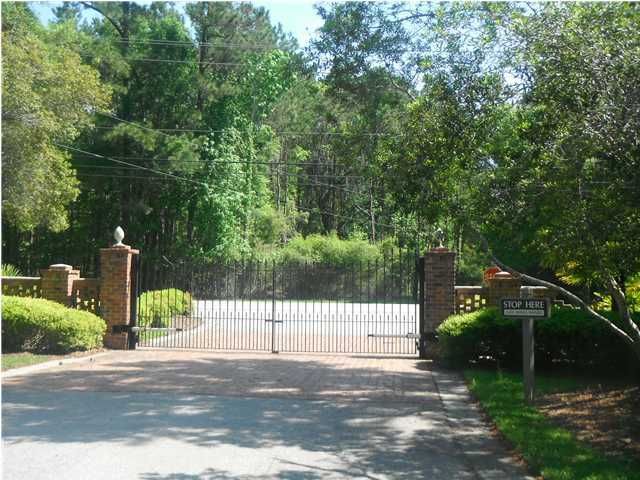1447 Cardinal Hill Dr, Mount Pleasant, SC 29466