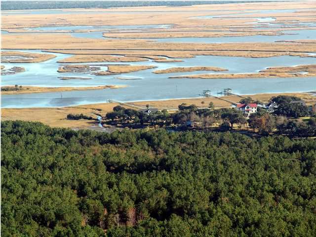 430 Mossey Grove Ln, Awendaw, SC 29429