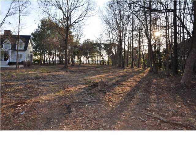 114 Cainhoy Landing Rd, Wando, SC 29492