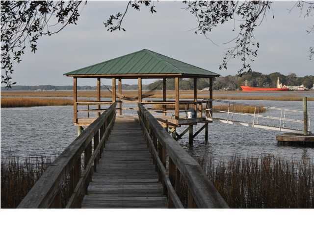 1137 Fairview Plantation Rd, Wadmalaw Island, SC 29487