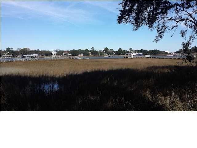 6 Country Club Dr, Charleston, SC 29412