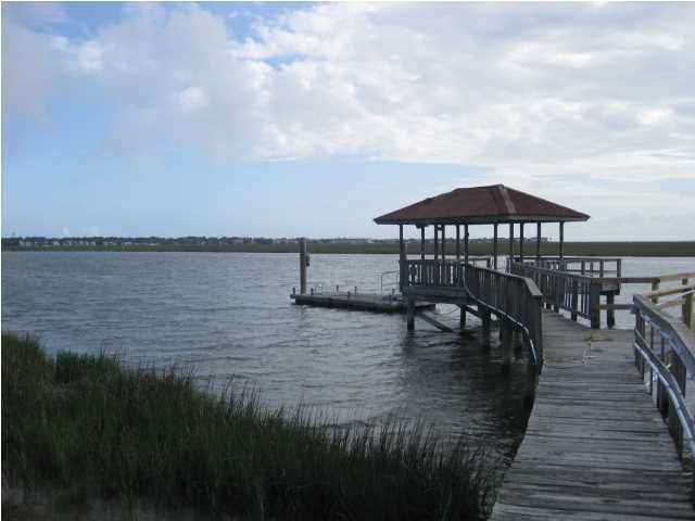 8647 Palmetto Rd, Edisto Island, SC 29438