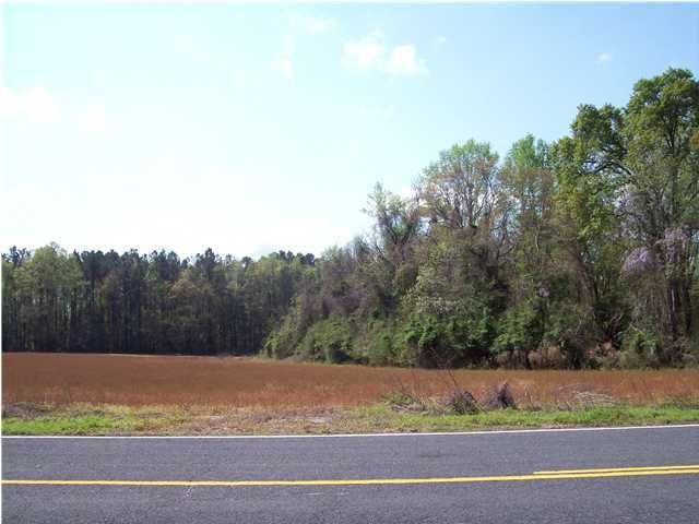 2736 Wire Rd, Saint George, SC 29477