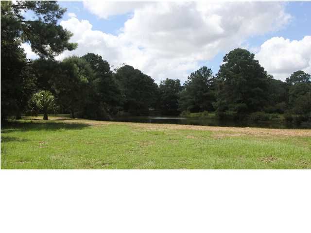 3 Edding Creek Dr, Edisto Island, SC 29438