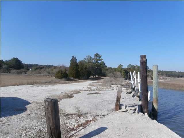 708 Pete Donnelly Ln, Awendaw, SC 29429
