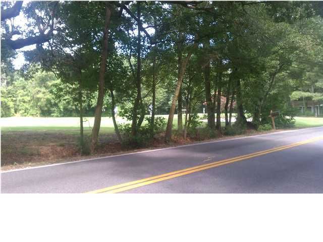 565 Riverland Dr, Charleston, SC 29412