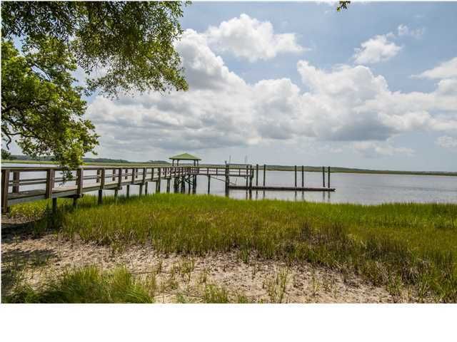 23 Bailey Island Ln, Edisto Island, SC 29438