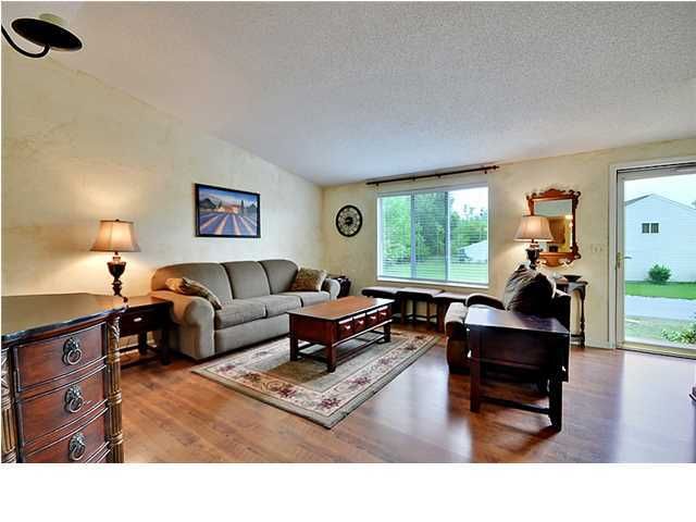 4910 Amberwood Ln, North Charleston, SC 29418