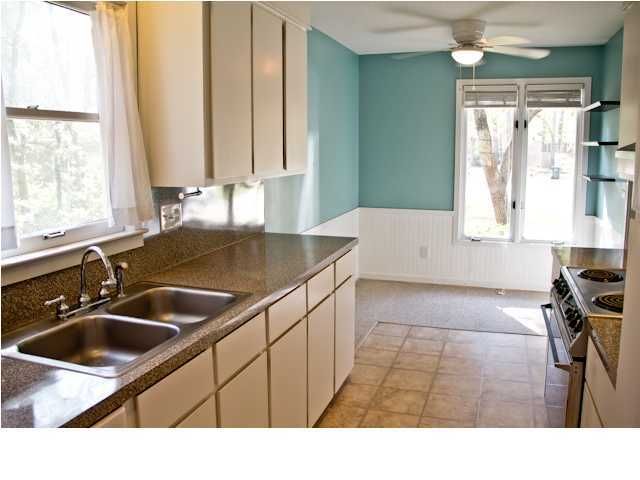 104 Lewisfield Ct, Summerville, SC 29485