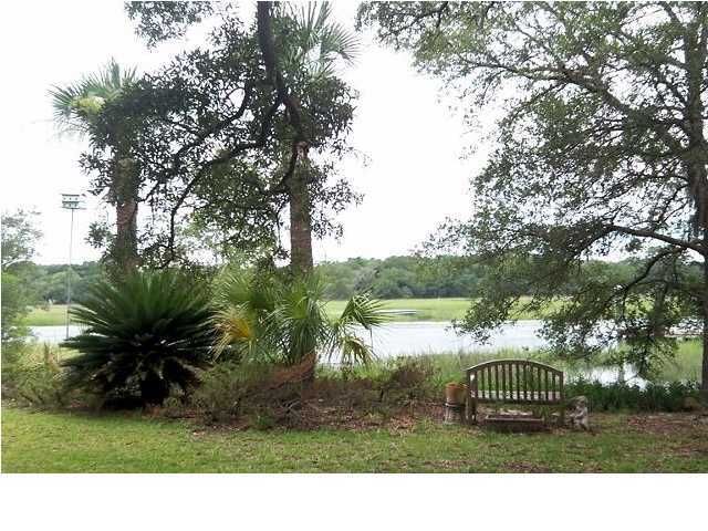 8194 Wahoo Ct, Edisto Island, SC 29438