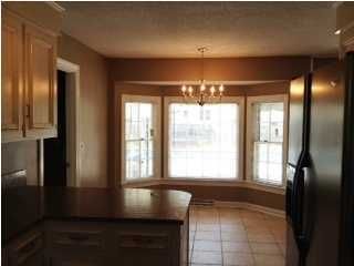 101 Towhee Dr, Summerville, SC 29485