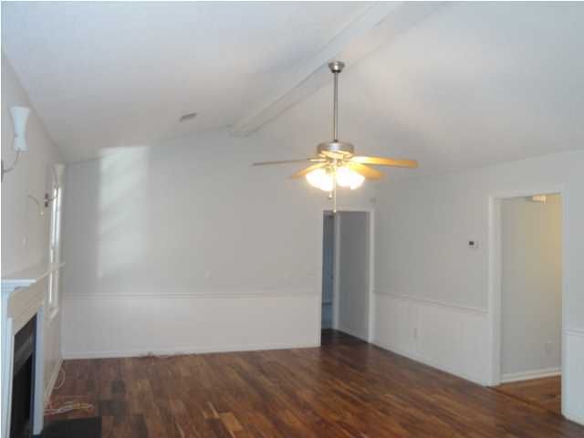 537 W Wimbledon Dr, Charleston, SC 29412