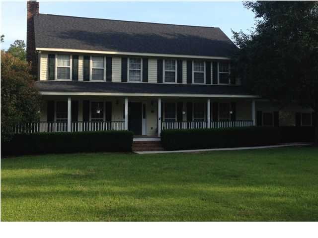 205 Canterhill Ln, Moncks Corner, SC 29461