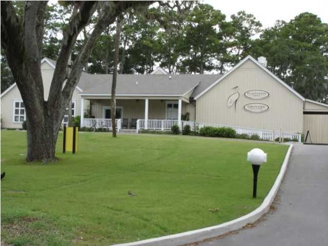 736 Fairway Dr, Edisto Beach, SC 29438