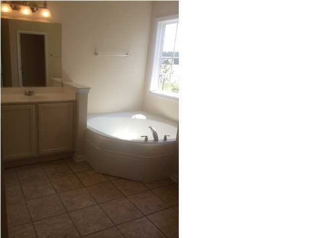 112 Carolina Wren Ave, Moncks Corner, SC 29461