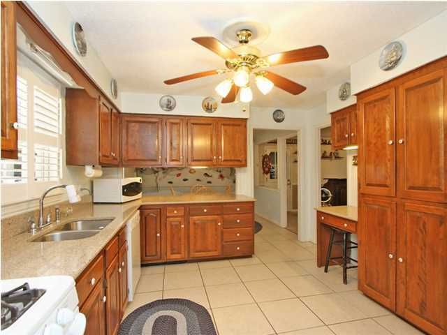 204 Foxcroft Ln, Summerville, SC 29485