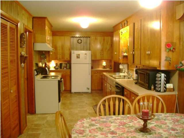 102 Dehay St, Moncks Corner, SC 29461