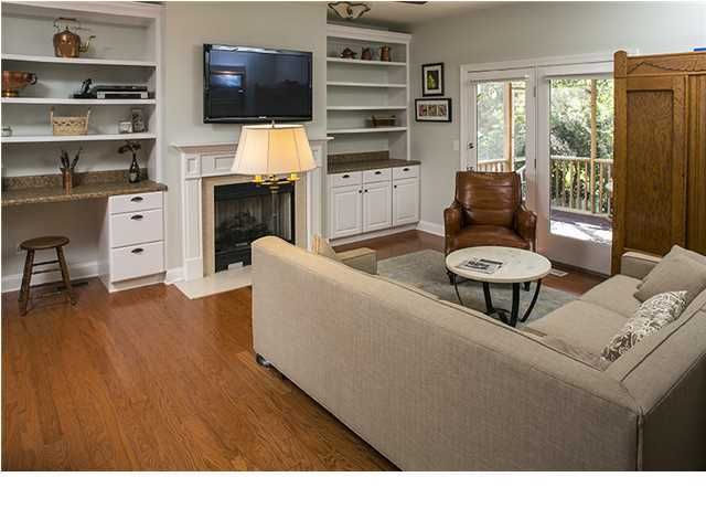 1410 Elfe St, Daniel Island, SC 29492