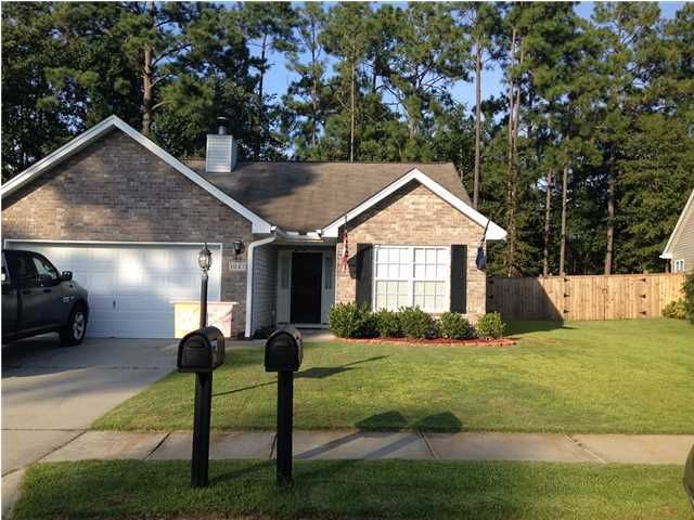 1047 Cobblestone Blvd, Summerville, SC 29483