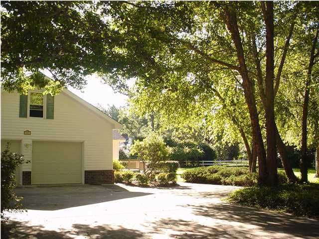201 Almond St, Pinopolis, SC 29469