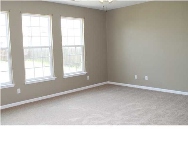 7672 Eagle Lake Rd, North Charleston, SC 29418