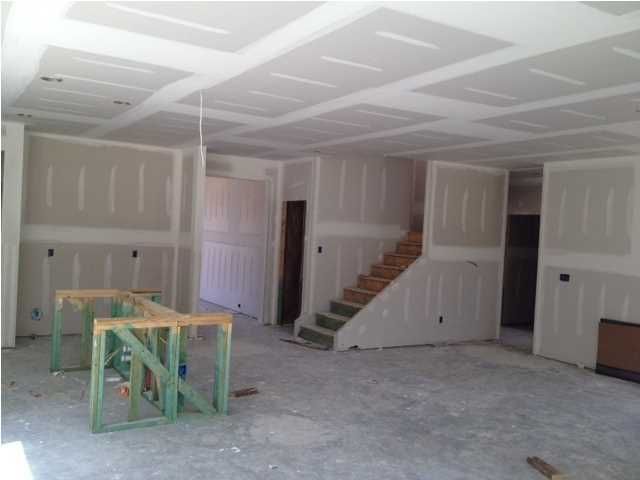 825 Harbor Woods Cir, Charleston, SC 29412