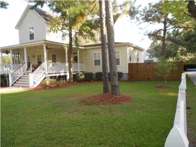 407 W Broad St #1, Lincolnville, SC 29485