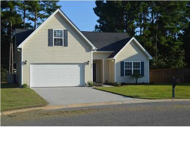 8955 Buck Run Ct, North Charleston, SC 29406