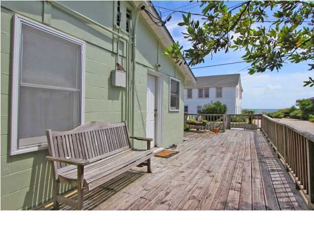 810 E Arctic Ave, Folly Beach, SC 29439