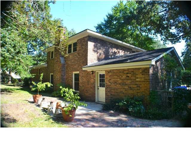 2456 Swallow Dr, Charleston, SC 29414