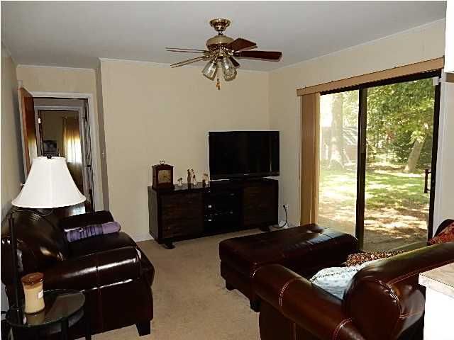 103 Monroe Dr, Ladson, SC 29456