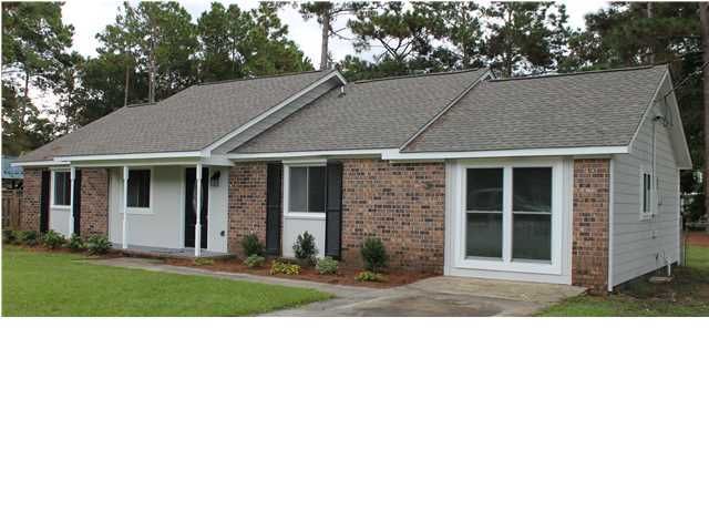 215 White Blvd, Summerville, SC 29483