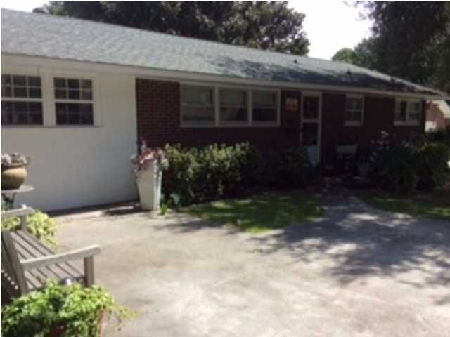5804 Chaucer Dr, Hanahan, SC 29410