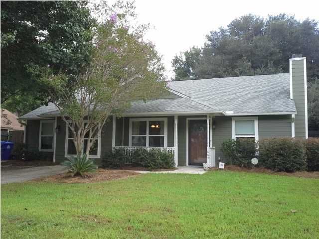 1064 Oakcrest Dr, James Island, SC 29412