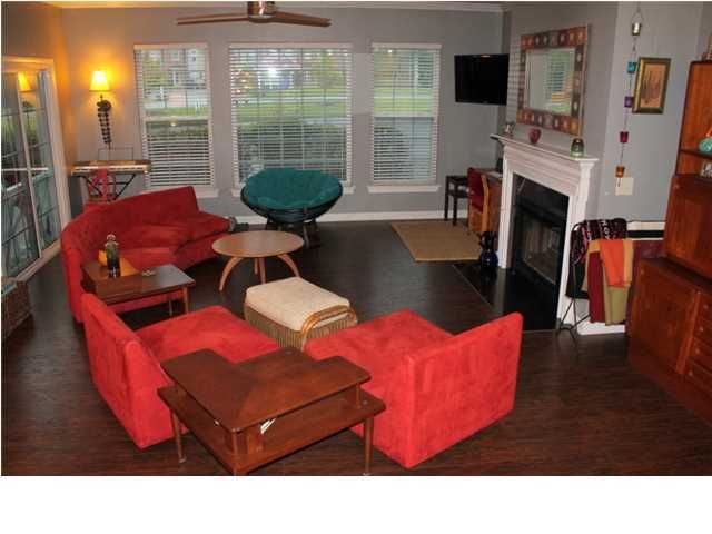 1465 Wellbrooke Ln, Mount Pleasant, SC 29466