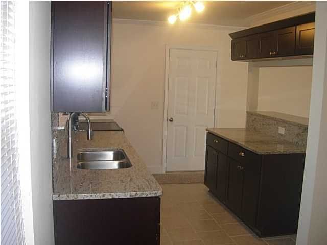 220 Gippy Dr, Summerville, SC 29483