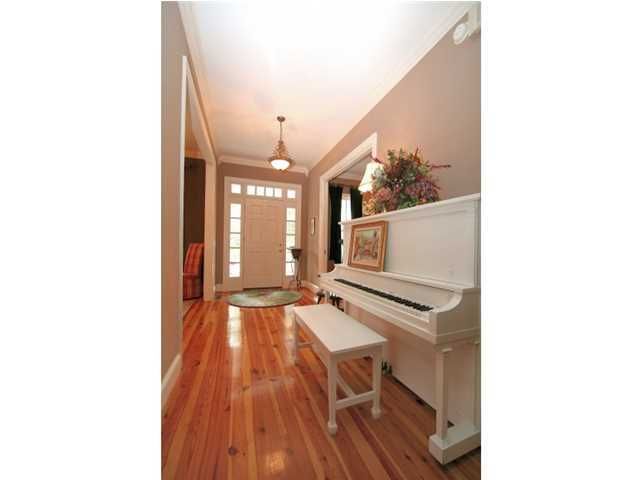 60 Eastlake Dr, Mount Pleasant, SC 29464