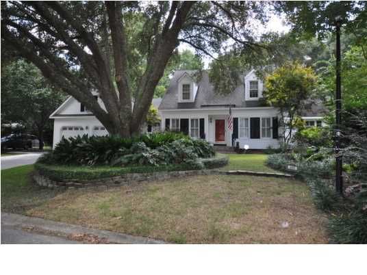 489 W Wimbledon Dr, James Island, SC 29412
