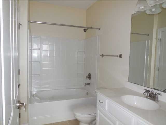 2244 Ashley Crossing Dr #225, Charleston, SC 29414