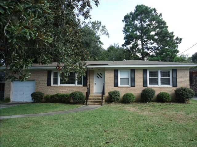 1442 Bexley St, North Charleston, SC 29405