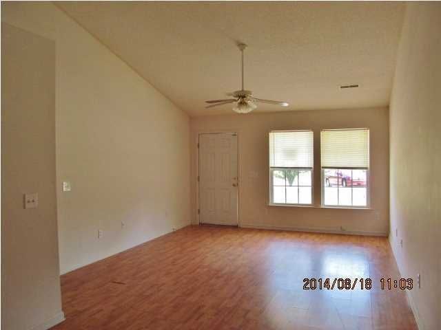 106 Cross Tie Ct, Summerville, SC 29483