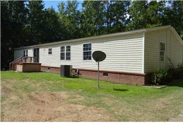 166 Pinckney St, Summerville, SC 29485