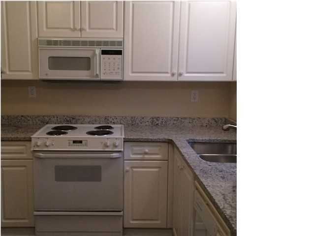 4839 Foxwood Dr, North Charleston, SC 29418