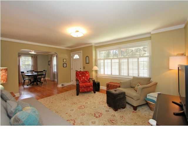 1303 Kings Ct, Mount Pleasant, SC 29464