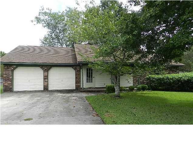 103 Cherokee Dr, Summerville, SC 29483