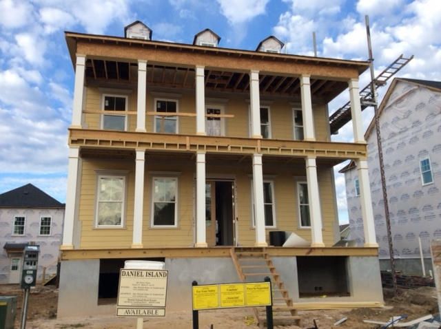 1674 Pierce St, Charleston, SC 29492
